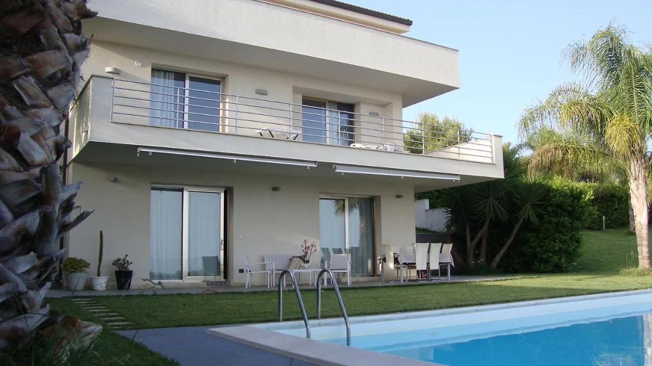 Apartment Appartamento In Villa Con Piscina Noto